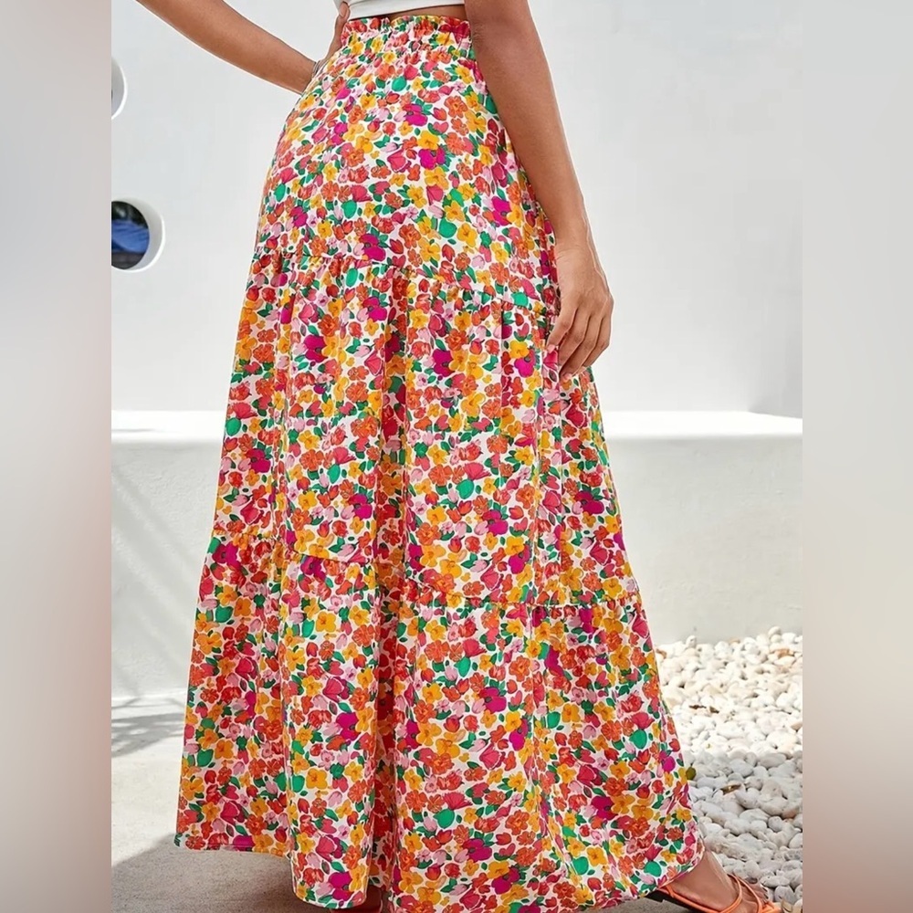 Bohemian Floral Tiered Maxi Skirt Size L NWT Cottagecore Colorful - Picture 2 of 7